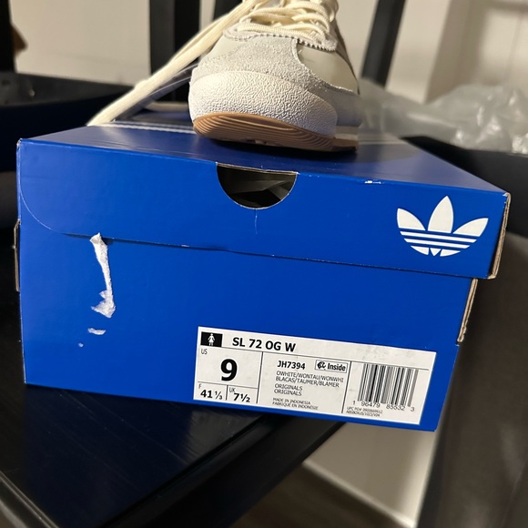 Adidas women Beige and cream Sneakers - Picture 3 of 4